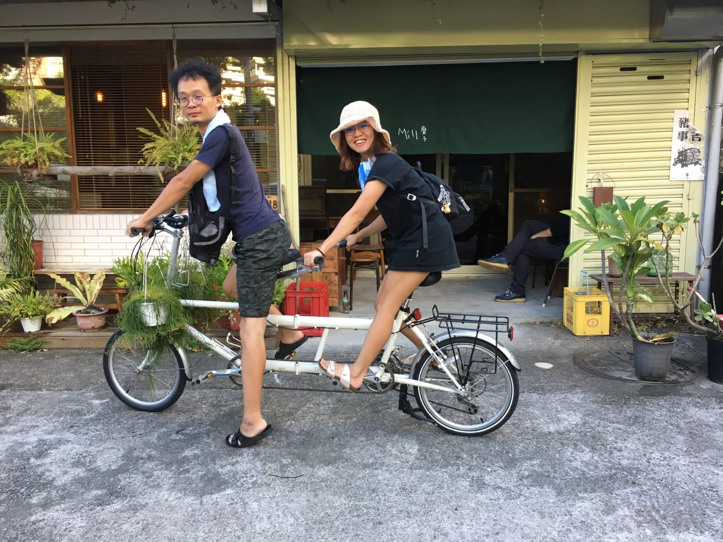 台北腳踏車租借：27速摺疊協力車出租，一起出來騎腳踏車運動吧！